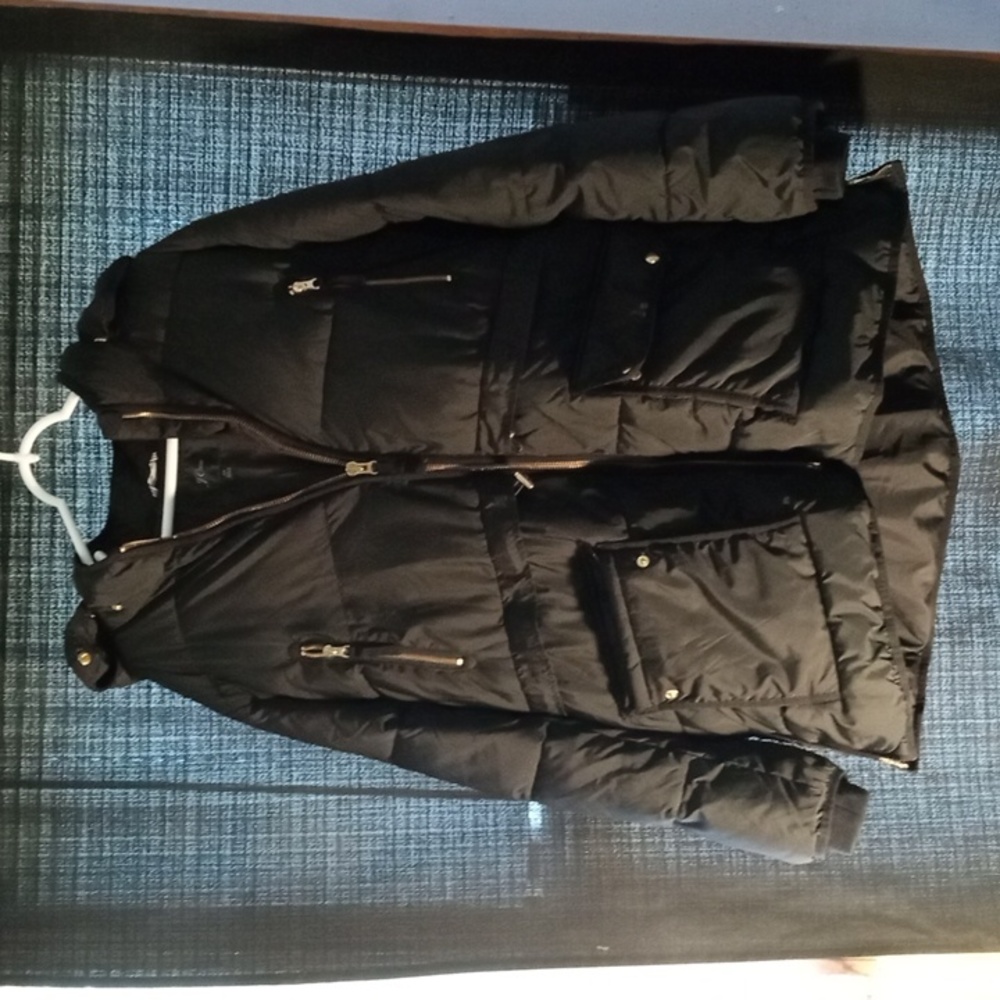 J. Crew woman's black hooded snow jacket puffer size 2x mint